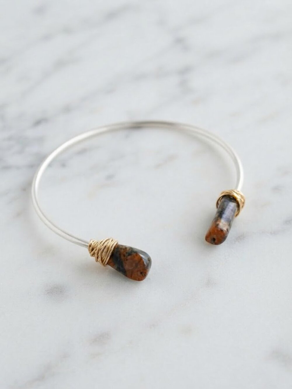 Brown Stone Pattern Fashionable Ladies Stone Bracelet